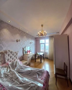 Satılır yeni tikili 4 otaqlı 180 m², Badamdar q.-3