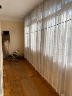 Satılır köhnə tikili 3 otaqlı 85 m², Qara Qarayev m.-10