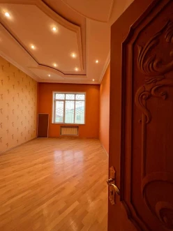 Satılır ev/villa 10 otaqlı 1000 m², Yasamal r.-13