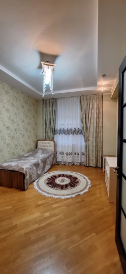 İcarə yeni tikili 4 otaqlı 150 m²,  Xətai-3