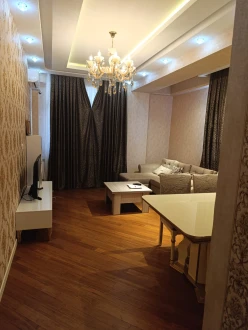 İcarə yeni tikili 3 otaqlı 115 m²,  İnşaatçılar m.-4