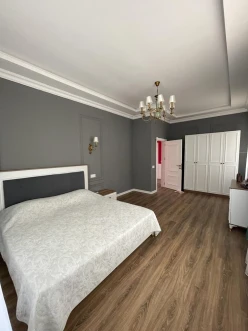 Satılır ev/villa 5 otaqlı 270 m², Novxanı q.-14