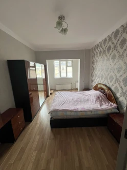 İcarə köhnə tikili 2 otaqlı 65 m², İnşaatçılar m.-12