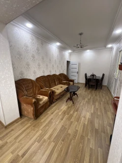 İcarə köhnə tikili 2 otaqlı 65 m², İnşaatçılar m.-13