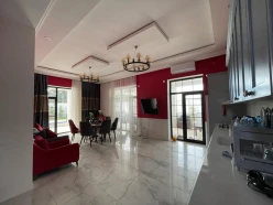 Satılır ev/villa 5 otaqlı 270 m², Novxanı q.-8