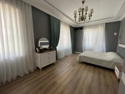 Satılır ev/villa 5 otaqlı 270 m², Novxanı q.-13