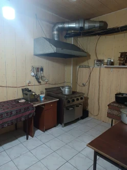 İcarə obyekt 240 m²,  Bakıxanov-5