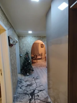 Satılır ev/villa 4 otaqlı 140 m², İnşaatçılar m.-21 Satılır ev/villa 4 otaqlı 140 m², İnşaatçılar m.-21