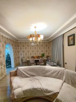 Satılır ev/villa 4 otaqlı 140 m², İnşaatçılar m.-4 Satılır ev/villa 4 otaqlı 140 m², İnşaatçılar m.-4