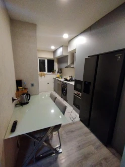 Satılır ev/villa 4 otaqlı 140 m², İnşaatçılar m.-10 Satılır ev/villa 4 otaqlı 140 m², İnşaatçılar m.-10