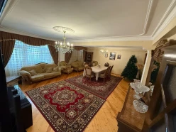 Satılır yeni tikili 4 otaqlı 140 m², İnşaatçılar m.-9 Satılır yeni tikili 4 otaqlı 140 m², İnşaatçılar m.-9