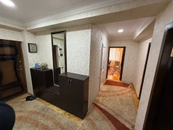 Satılır yeni tikili 4 otaqlı 140 m², İnşaatçılar m.-5 Satılır yeni tikili 4 otaqlı 140 m², İnşaatçılar m.-5
