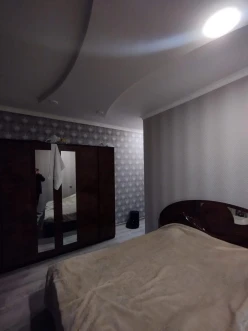 Satılır ev/villa 4 otaqlı 140 m², İnşaatçılar m.-16 Satılır ev/villa 4 otaqlı 140 m², İnşaatçılar m.-16