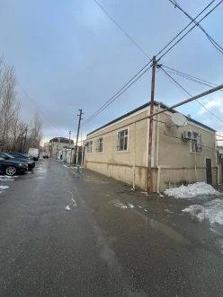 Satılır ev/villa 4 otaqlı 140 m², İnşaatçılar m.-22 Satılır ev/villa 4 otaqlı 140 m², İnşaatçılar m.-22