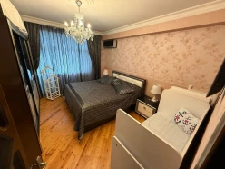 Satılır yeni tikili 4 otaqlı 140 m², İnşaatçılar m.-4 Satılır yeni tikili 4 otaqlı 140 m², İnşaatçılar m.-4