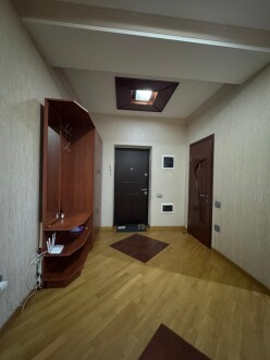 İcarə yeni tikili 3 otaqlı 120 m²,  Nizami m.-22