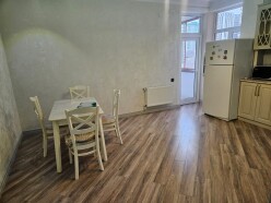 İcarə yeni tikili 3 otaqlı 145 m²,  28 May m.-9