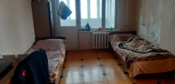 Satılır köhnə tikili 3 otaqlı 80 m², Azadlıq prospekti m.-5