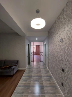 İcarə yeni tikili 2 otaqlı 75 m², Yasamal q.-3