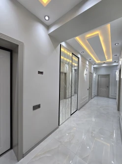 Satılır yeni tikili 3 otaqlı 124 m²,  Azadlıq prospekti m.-9