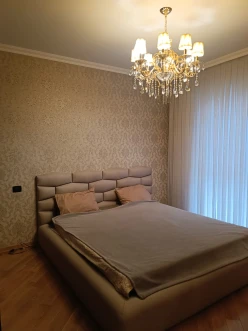 İcarə yeni tikili 3 otaqlı 150 m²,  28 May m.-3