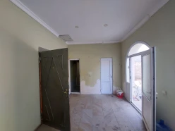 Satılır ev/villa 4 otaqlı 200 m², Binə q.-10