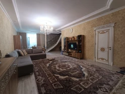 Satılır ev/villa 5 otaqlı 240 m², Badamdar q.-3