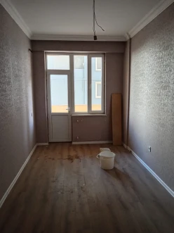 Satılır yeni tikili 1 otaqlı 67 m², Saray q.-2