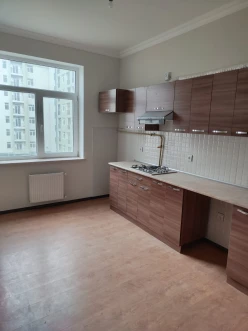 Satılır yeni tikili 4 otaqlı 100 m²,  İnşaatçılar m.-7