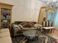 Satılır köhnə tikili 3 otaqlı 80 m², Memar Əcəmi m. Satılır köhnə tikili 3 otaqlı 80 m², Memar Əcəmi m.
