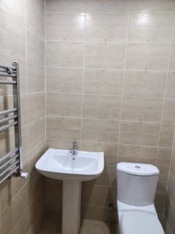 Satılır yeni tikili 4 otaqlı 100 m²,  İnşaatçılar m.-5