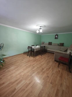 Satılır ev/villa 6 otaqlı 137 m²,  Həzi Aslanov m.-4