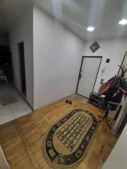 Satılır köhnə tikili 5 otaqlı 130 m²,  İnşaatçılar m.-2