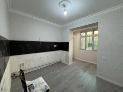 Satılır köhnə tikili 3 otaqlı 75 m², Əhmədli m.-4 Satılır köhnə tikili 3 otaqlı 75 m², Əhmədli m.-4