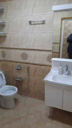 Satılır obyekt 65 m²,  Əhmədli m.-16