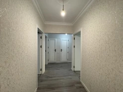Satılır köhnə tikili 3 otaqlı 75 m², Əhmədli m.-5 Satılır köhnə tikili 3 otaqlı 75 m², Əhmədli m.-5