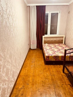 Satılır köhnə tikili 2 otaqlı 45 m²,  Dərnəgül m.-5