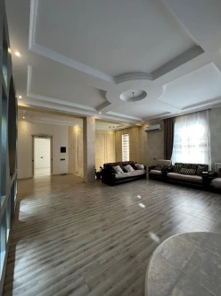Satılır ev/villa 7 otaqlı 500 m², Bakıxanov q.-35
