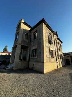 Satılır ev/villa 7 otaqlı 500 m², Bakıxanov q.-3