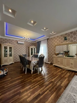 Satılır ev/villa 7 otaqlı 500 m², Bakıxanov q.-17