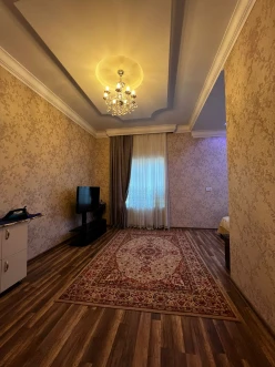 Satılır ev/villa 7 otaqlı 500 m², Bakıxanov q.-25