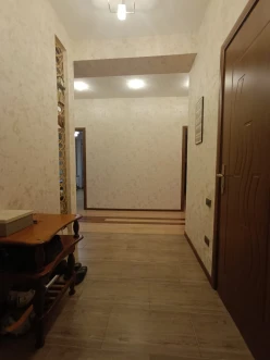 Satılır yeni tikili 3 otaqlı 90 m², İnşaatçılar m.-20