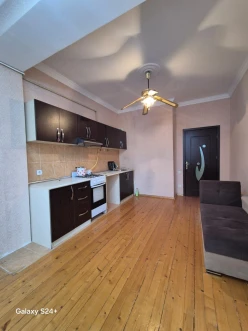 Satılır yeni tikili 3 otaqlı 135 m²,  İnşaatçılar m.-9