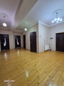 Satılır yeni tikili 3 otaqlı 135 m²,  İnşaatçılar m.-6