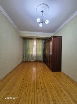 Satılır yeni tikili 3 otaqlı 135 m²,  İnşaatçılar m.