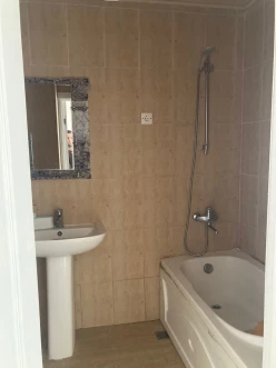 Satılır yeni tikili 3 otaqlı 83 m², İnşaatçılar m.-7 Satılır yeni tikili 3 otaqlı 83 m², İnşaatçılar m.-7