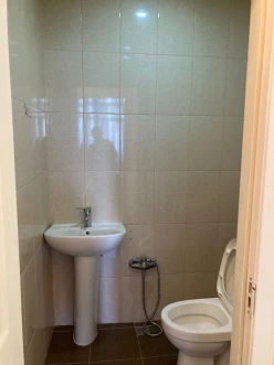 Satılır yeni tikili 3 otaqlı 83 m², İnşaatçılar m.-8 Satılır yeni tikili 3 otaqlı 83 m², İnşaatçılar m.-8