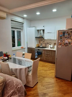 Satılır köhnə tikili 3 otaqlı 55 m², Badamdar q.-2