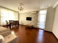 İcarə yeni tikili 2 otaqlı 80 m², Gənclik m.-2