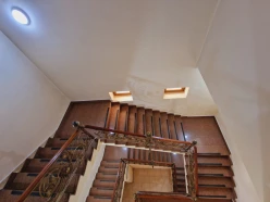 İcarə ofis 16 otaqlı 400 m², 20 yanvar m.-23